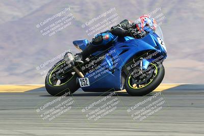 media/Apr-09-2022-SoCal Trackdays (Sat) [[c9e19a26ab]]/Turn 9 Set 2 (1130am)/